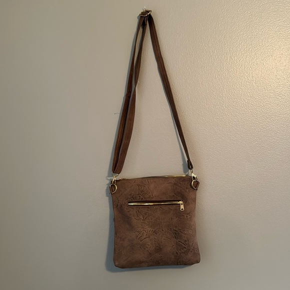 Embossed grey leather crossbody bag - Picture 1 of 10